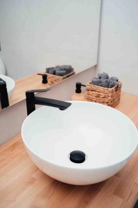 Drago House, City Center Location Appartement Shkodër Buitenkant foto